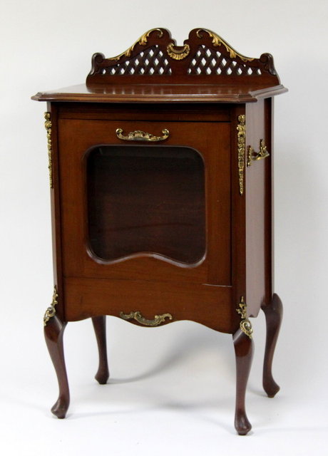 An early 20th Century record cabinet