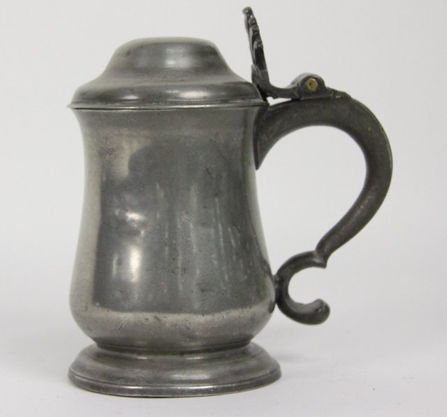 An English pewter pear shaped open 165b4e