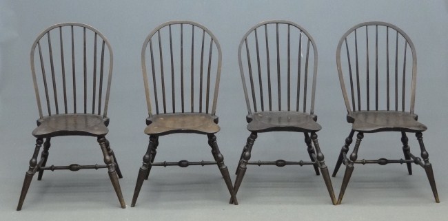 Set of four benchmade Windsor chairs  165c3b