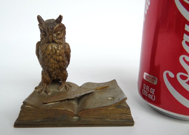 Early 20th c bronze owl on book  165d98