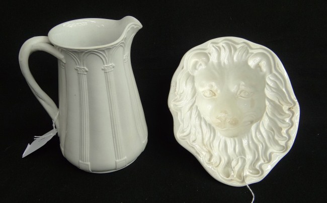 Lot including early lion head mold and