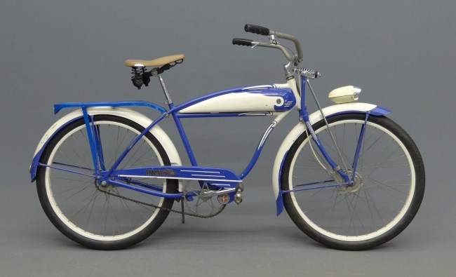 c. 1940s Schwinn Hornet balloon bicycle