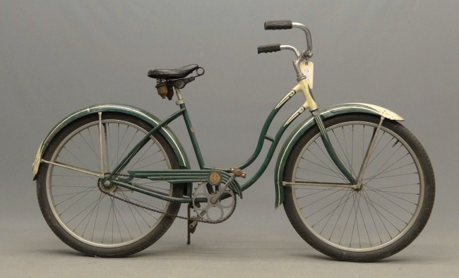 C 1940 s Schwinn female balloon 166594