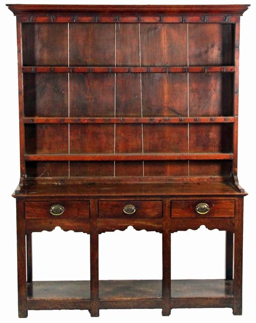 An early 19th Century oak Welsh dresser