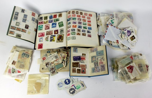 Sundry loose stamps etc.