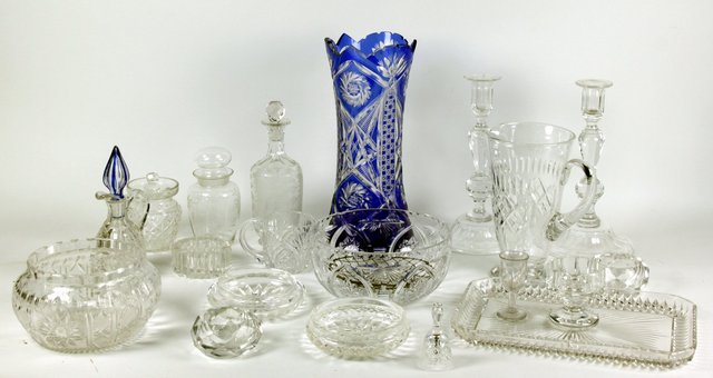 A quantity of glass including a 16482e