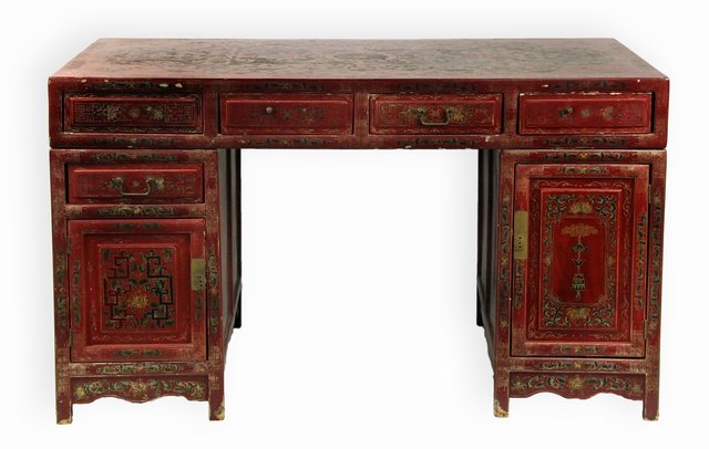 A Chinese red lacquer pedestal 164867