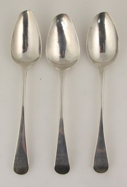 Three George III silver table spoons 1648da