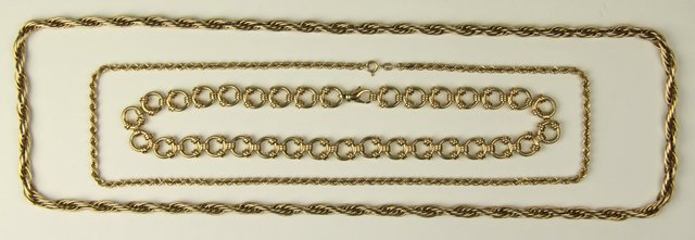 A 9ct gold rope twist necklet 72cm