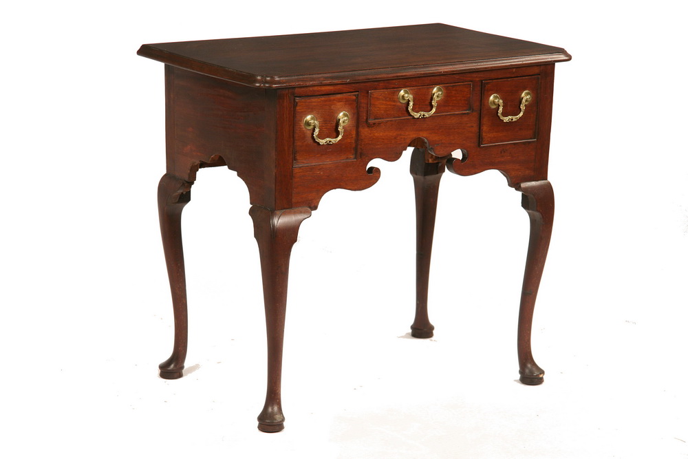 GEORGE II LOWBOY George II Lowboy 1651d9