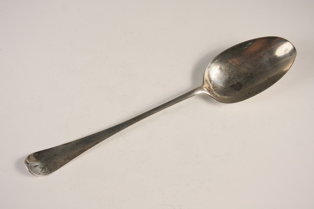 18TH C ENGLISH STERLING STUFFING 165208