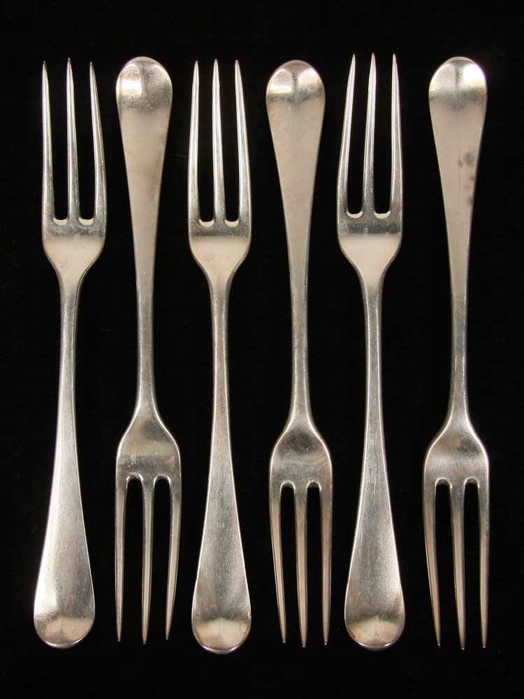  6 EARLY ENGLISH STERLING FORKS 165209
