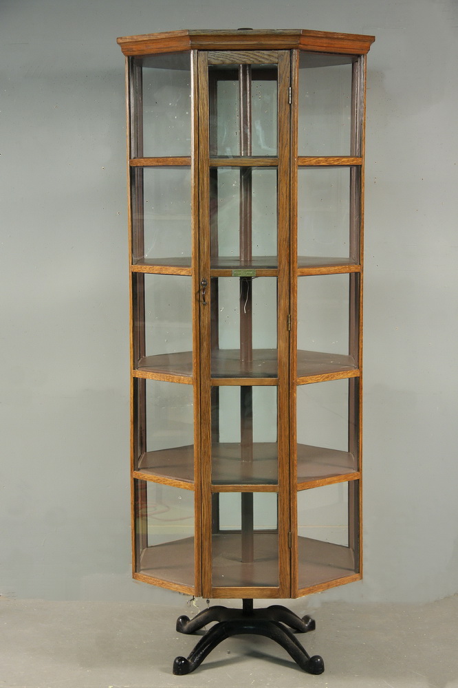 OCTAGONAL UPRIGHT ROTATING DISPLAY 16531e