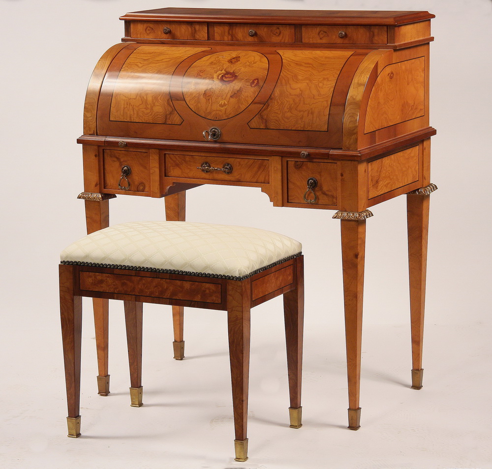 CUSTOM LOUIS XIV BARREL FRONT DESK 1653a0