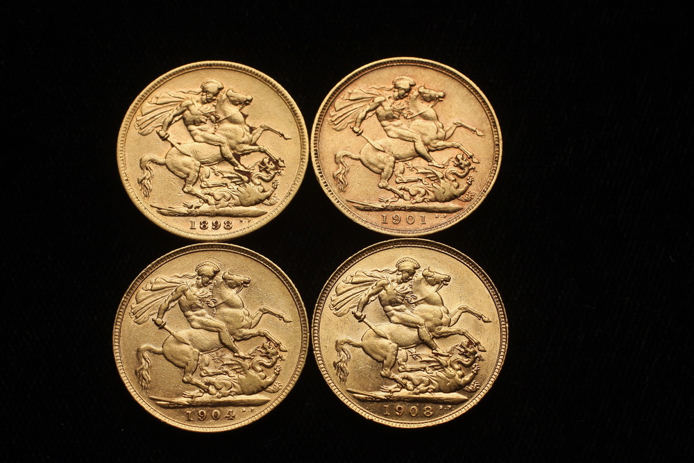 COINS 4 English gold sovereigns  16546d