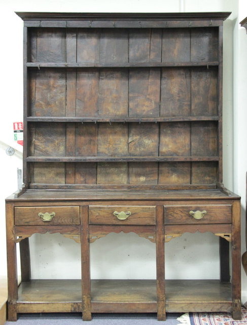 An 18th Century oak dresser fitted