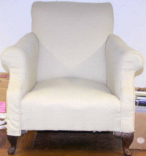 A Victorian upholstered armchair 165645