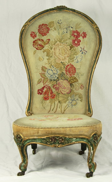 A Victorian nursing chair with 165654