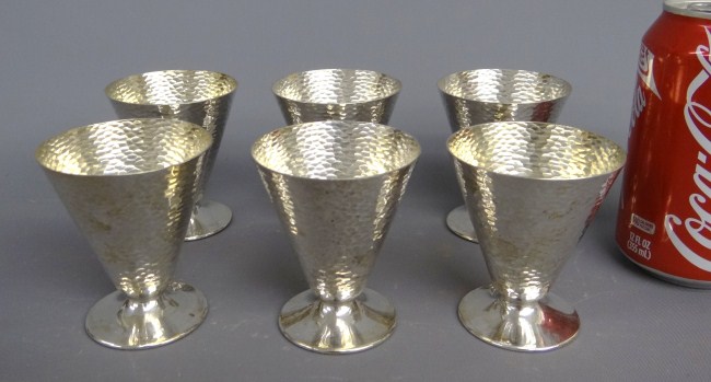 Set of (6) 3 silverplate cups.