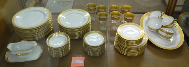Lot vintage Bavarian gold rim china