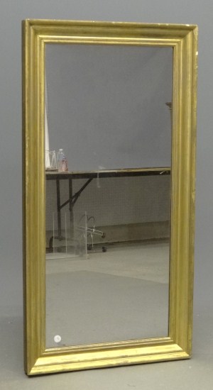 19th c. gilt mirror. 25 1/2'' x