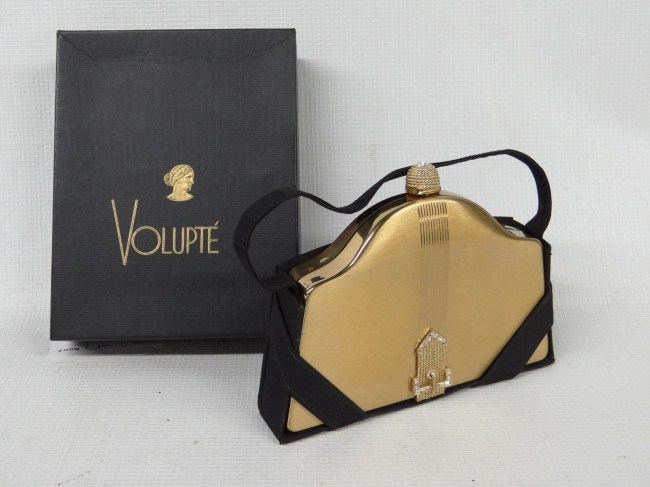 Vintage ''Volupte'' compact in