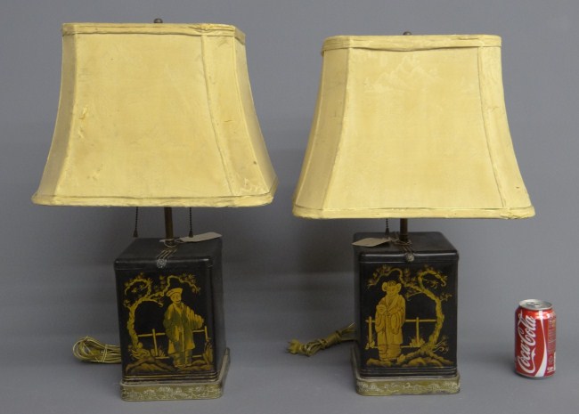 Pair Asian painted tole lamp 23 16803e