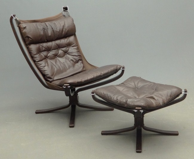 Mid Century lounge chair with ottoman 1680f7