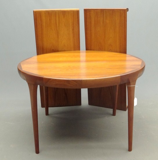 Mid Century Neils Moller dining 1680f1