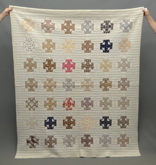 19th c. double ''T's'' quilt. 65''