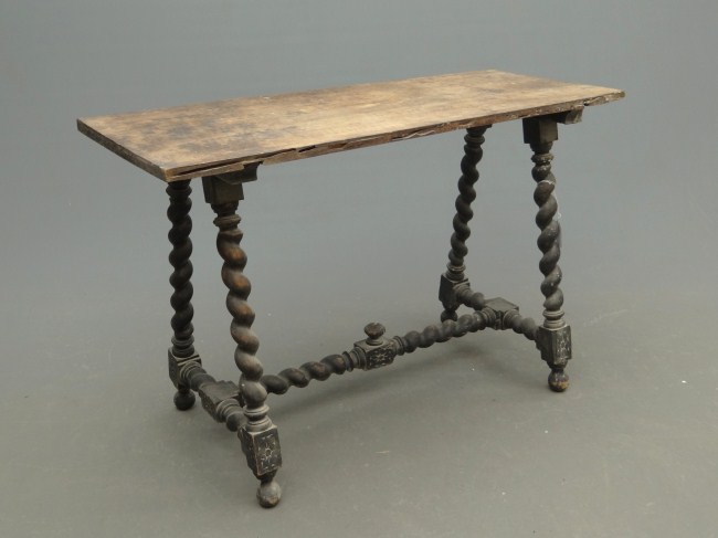 Early Continental table with twisted