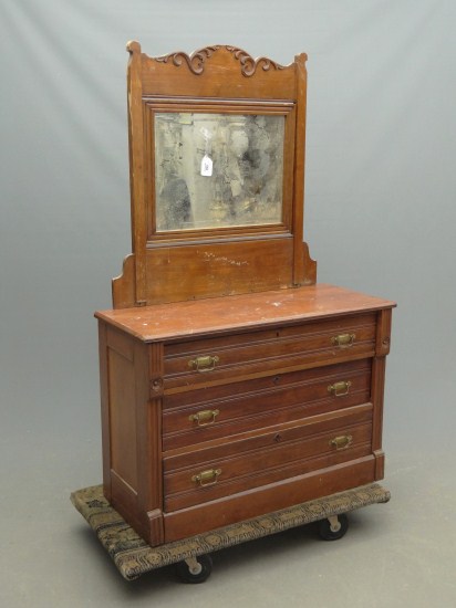 Victorian chest drawers with mirror  1682da