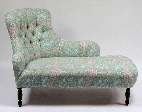A single chair back settee on turned