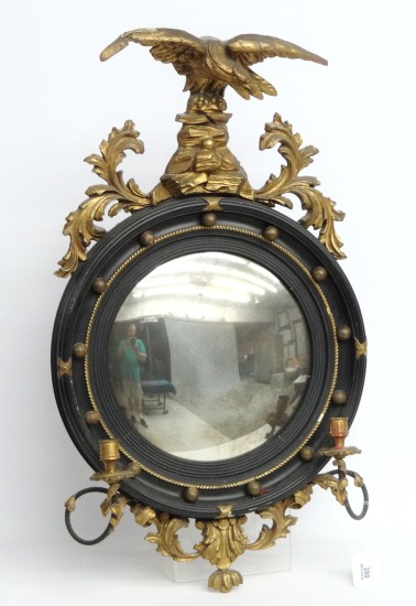 Early bullseye mirror having carved 1687a9