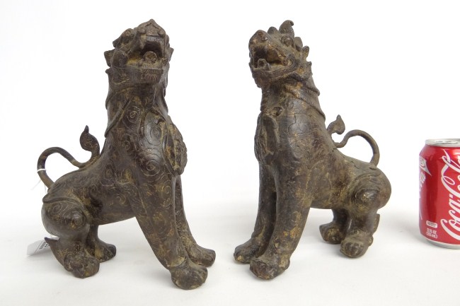 Pair Asian Foo Dogs figures metal 168854