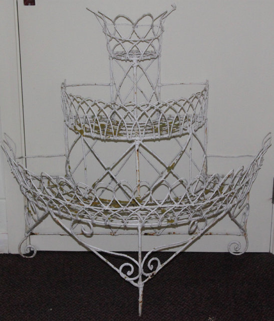 A half round two-tier wirework