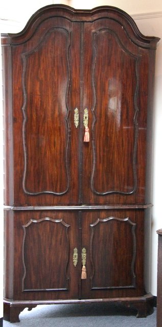 An 18th Century Dutch mahogany