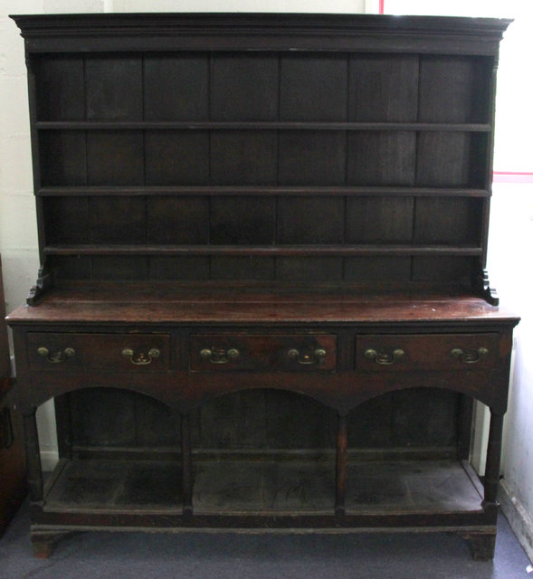 A late 18th Century pine dresser with