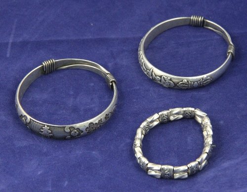 Two Chinese white metal bangles 1689bd