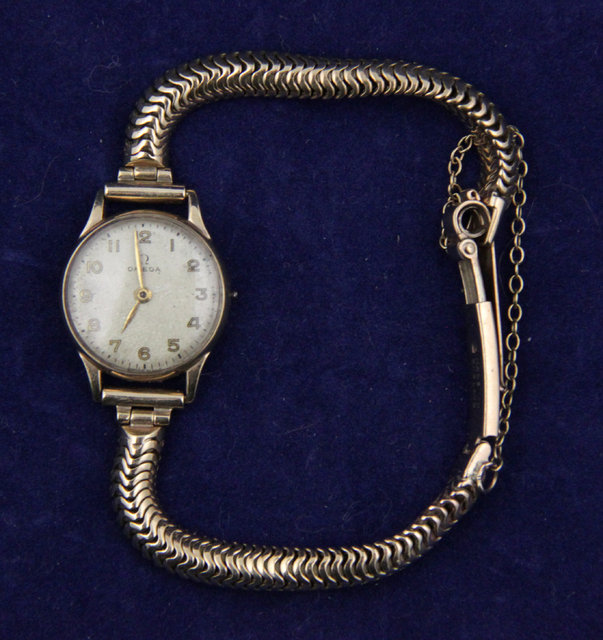 A lady's Omega wristwatch the circular