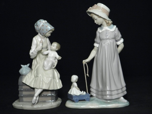 Two Lladro porcelain figurines.