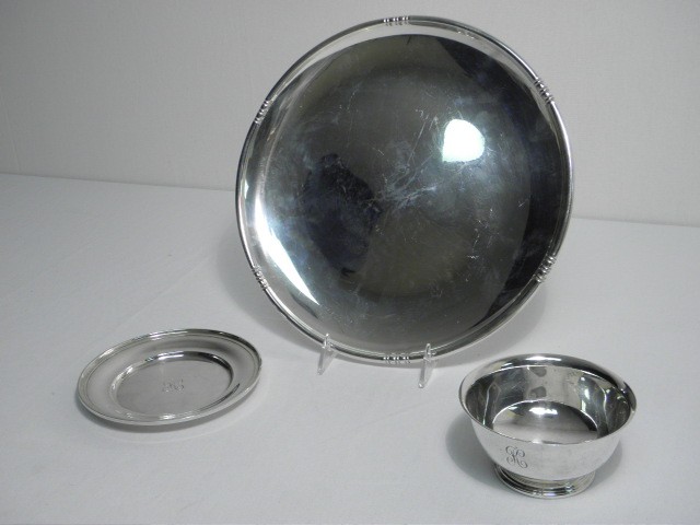 Three pieces of assorted sterling