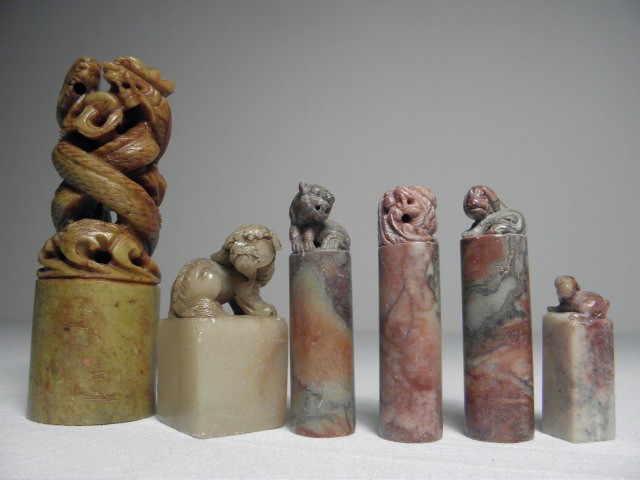 Lot of six Chinese stone seal or 1692cb
