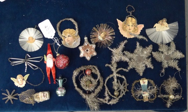 Lot assorted tinsel ornaments including