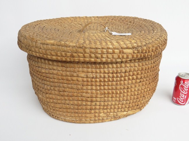 19th c Penna lidded rye basket  16724b