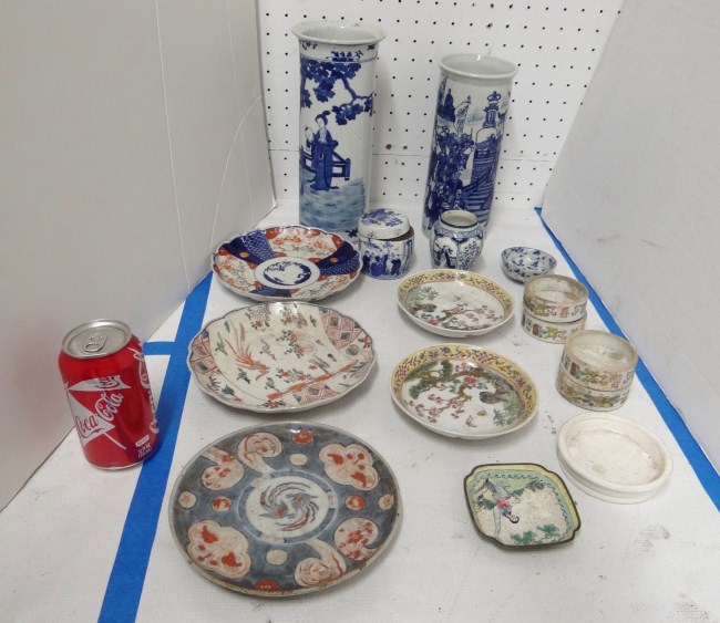 Asian porcelain lot including vases 167308