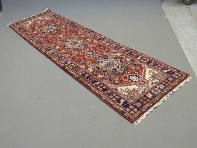 Oriental rug runner 32 x 9  16748f
