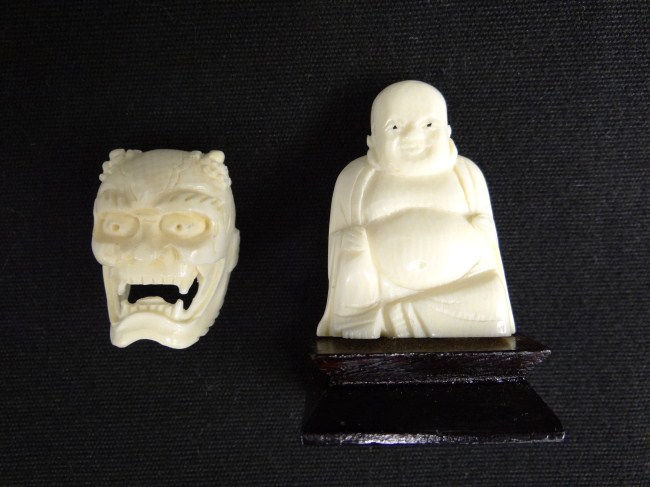 Asian ivory lot Buddha and Devil 1674a7