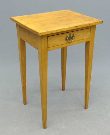 Pine side table. Top 19 x 15 3/4