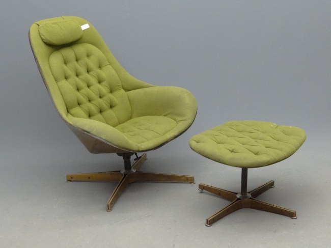 Mid Century Plycraft chair with 1674ff